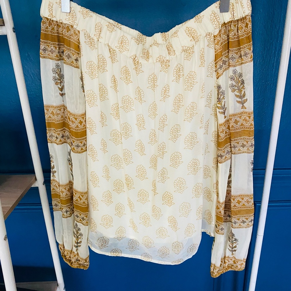 JEN’S PIRATE BOOTY off-the-shoulder boho top